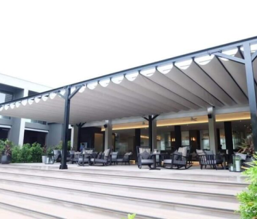 Thi Công Lắp Đặt Mái Hiên Nhà Hàng